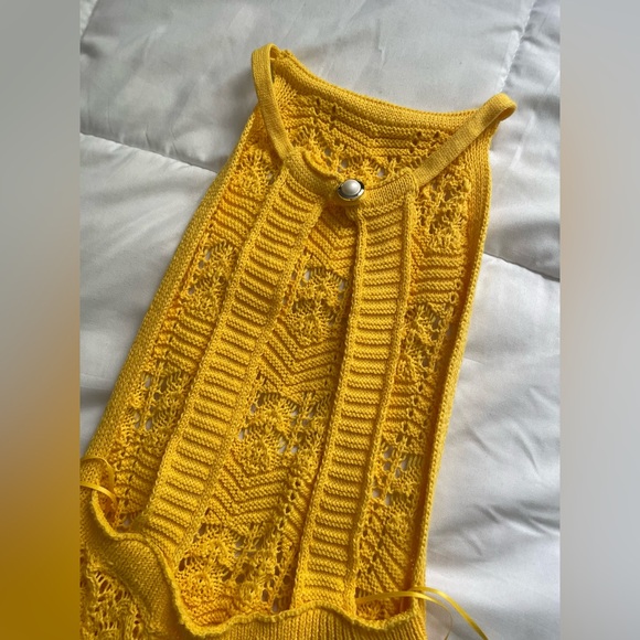 SOLD. NWT House of Harlow 1960 Crochet knit dress in daffodil 🌼 yellow - Picture 3 of 11